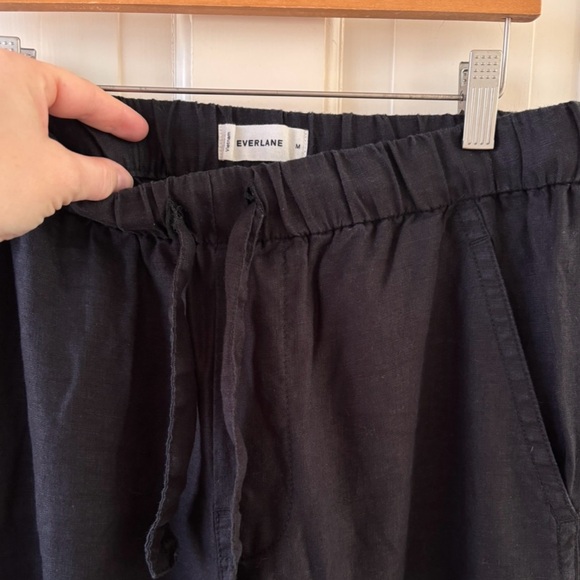 Everlane black linen pull-on barrel pants - Picture 5 of 6